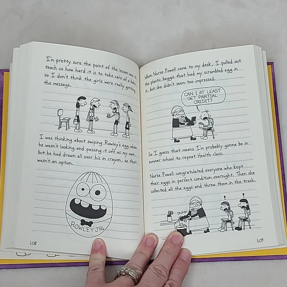 Kids/Children's Illustrated Fun Diary of a Wimpy Kid Two Book Set Book 2/Book 5